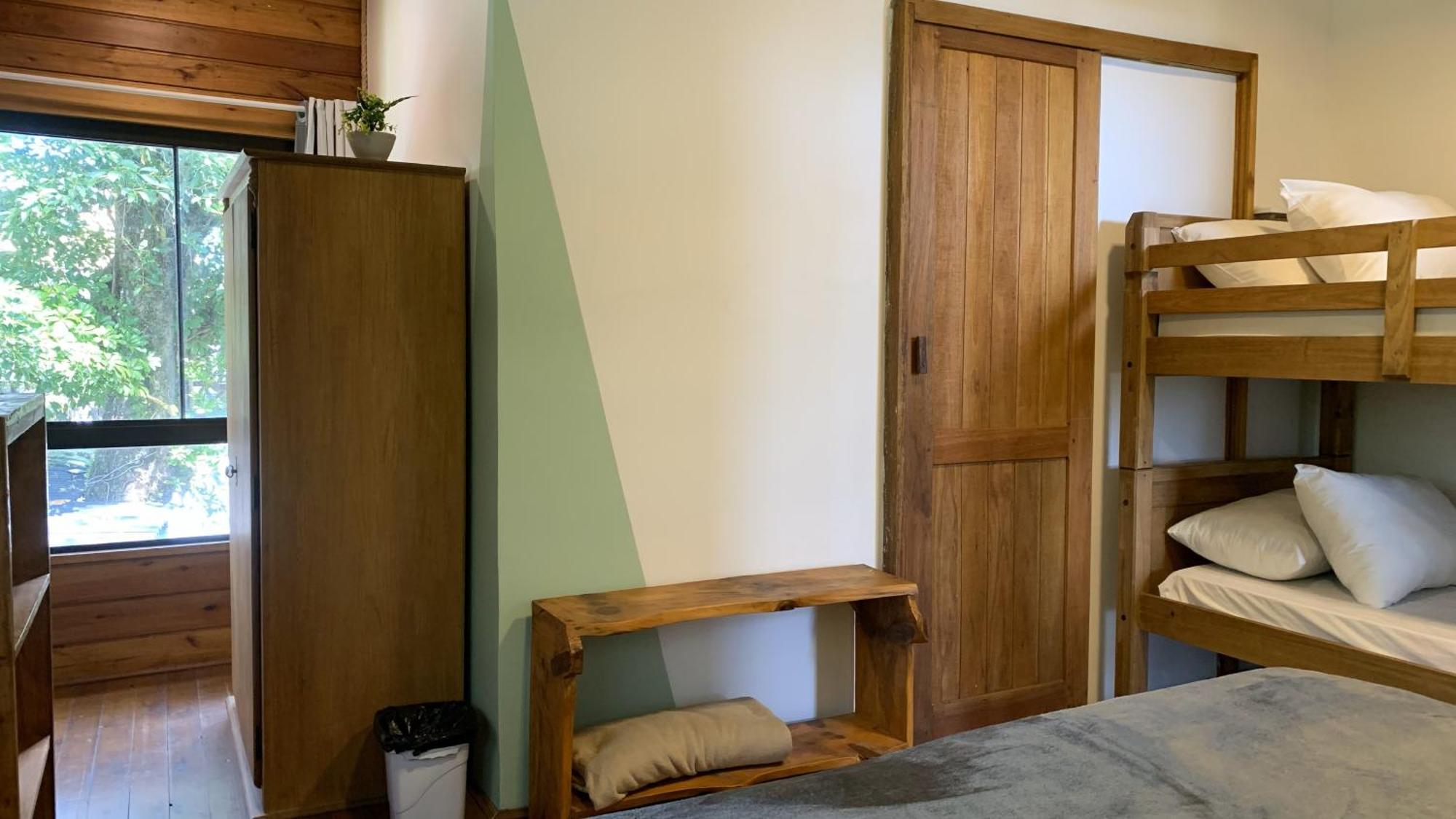 The Search House Hostel Florianópolis Екстериор снимка